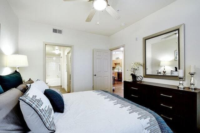 austin Apartment: 12430 Metric blvd