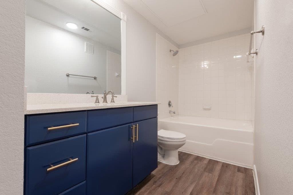 austin Apartment: 12430 Metric blvd