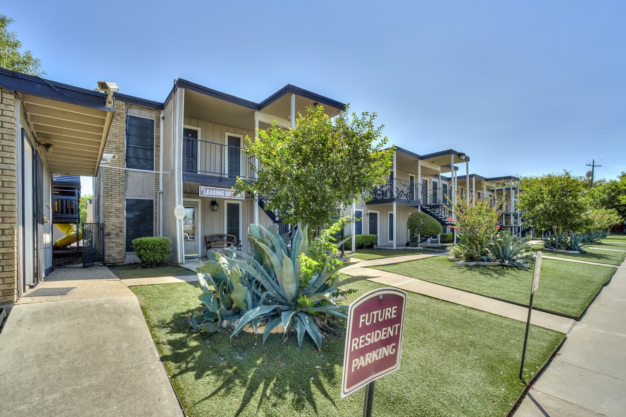 austin Apartment: 8600 Research blvd