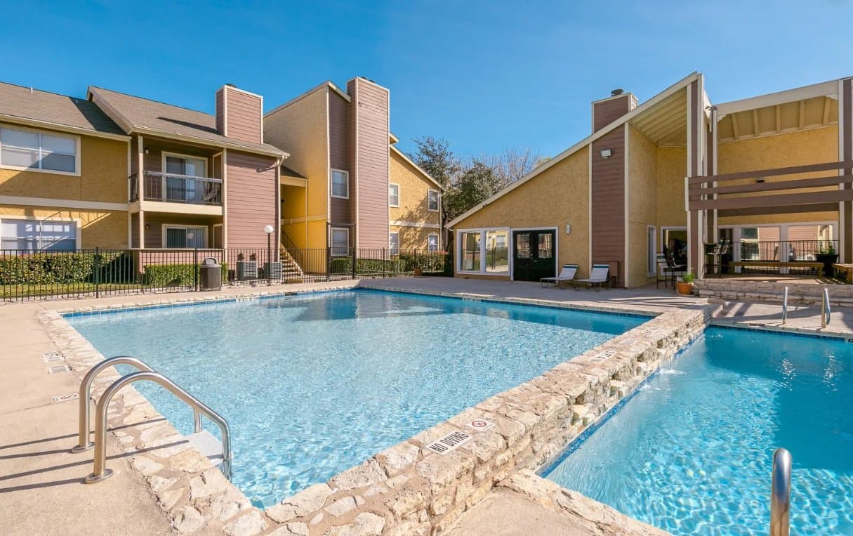 austin Apartment: 10000 N lamar blvd