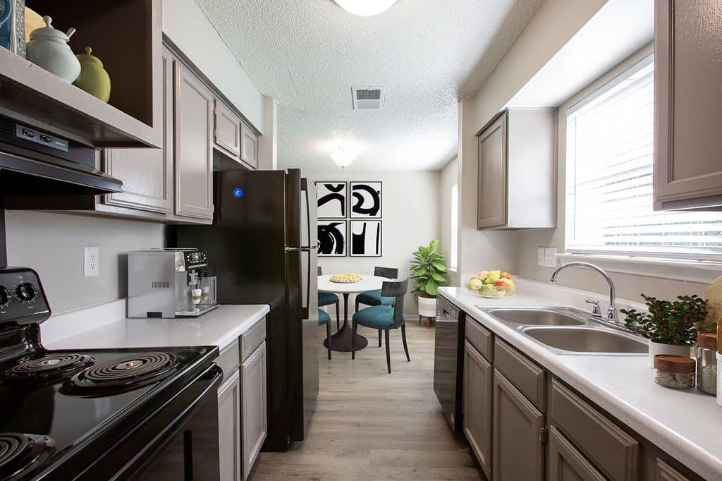 austin Apartment: 9036 n lamar blvd