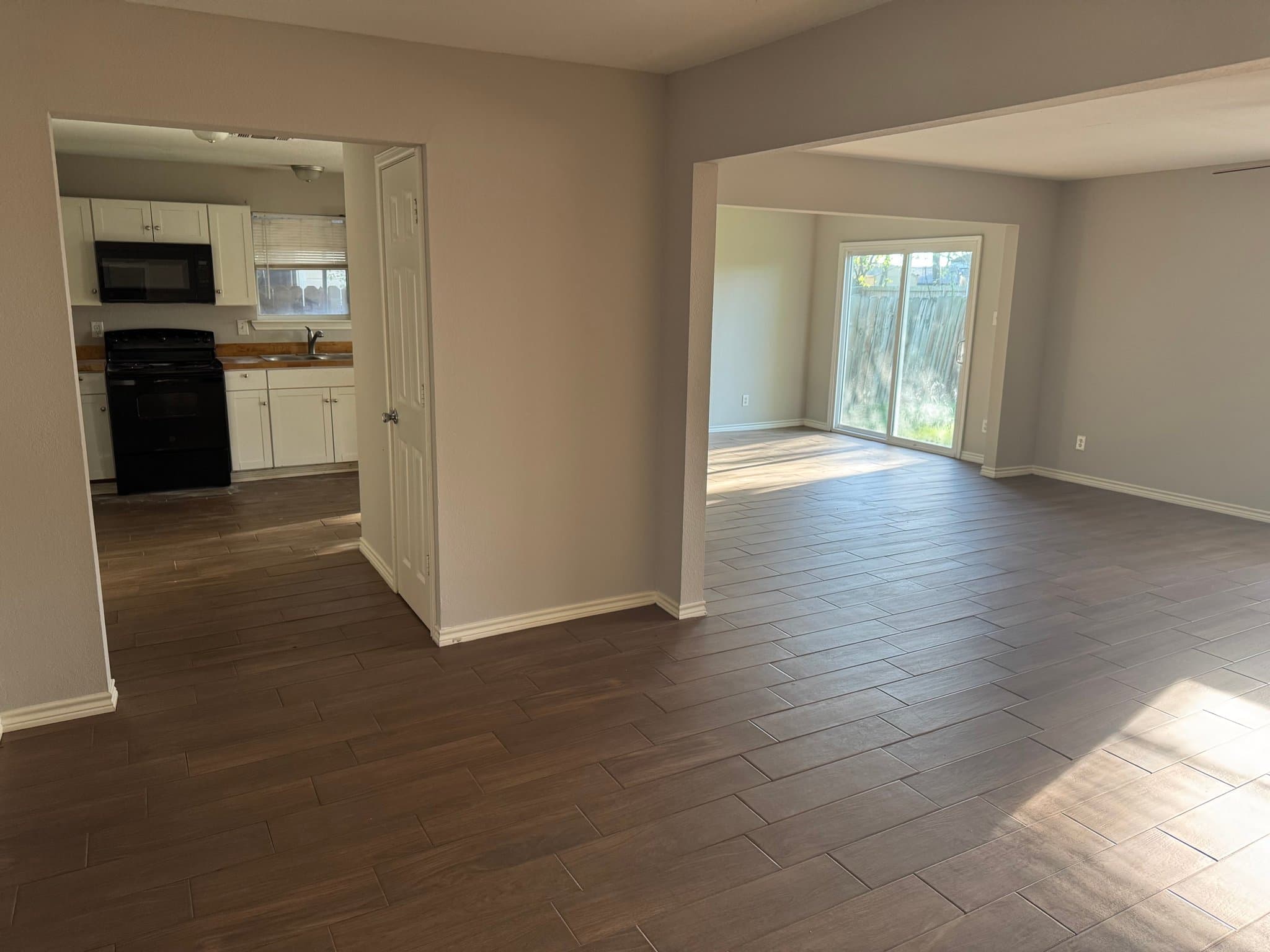 Pasadena House: 1609 Camille St
