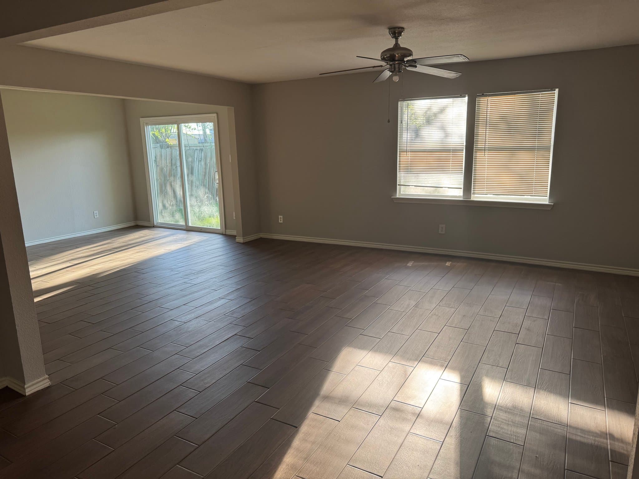 Pasadena House: 1609 Camille St