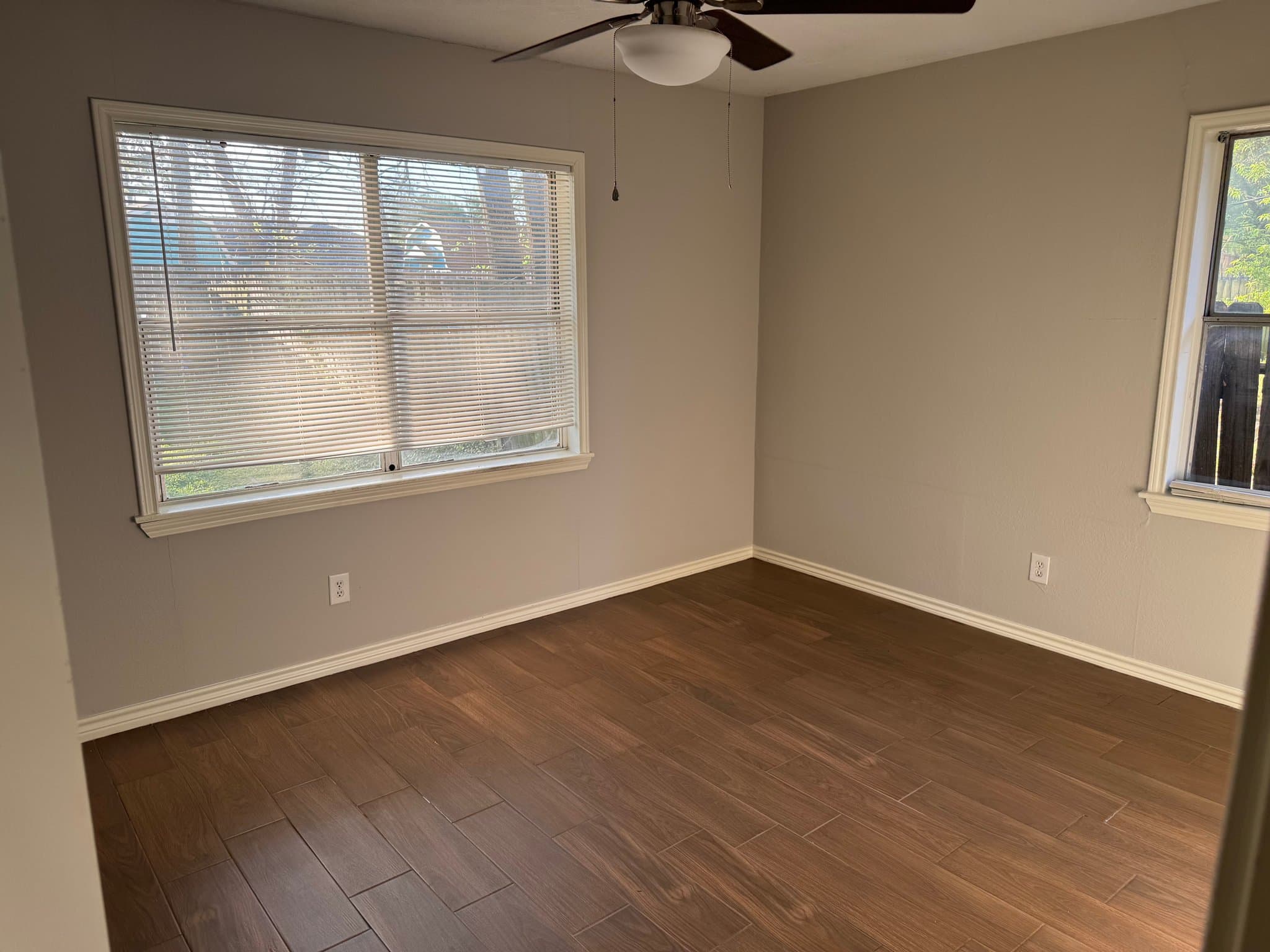 Pasadena House: 1609 Camille St