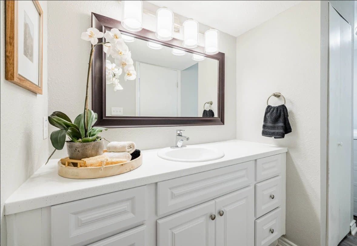 austin Apartment: 8527 N Capital of Texas Hwy