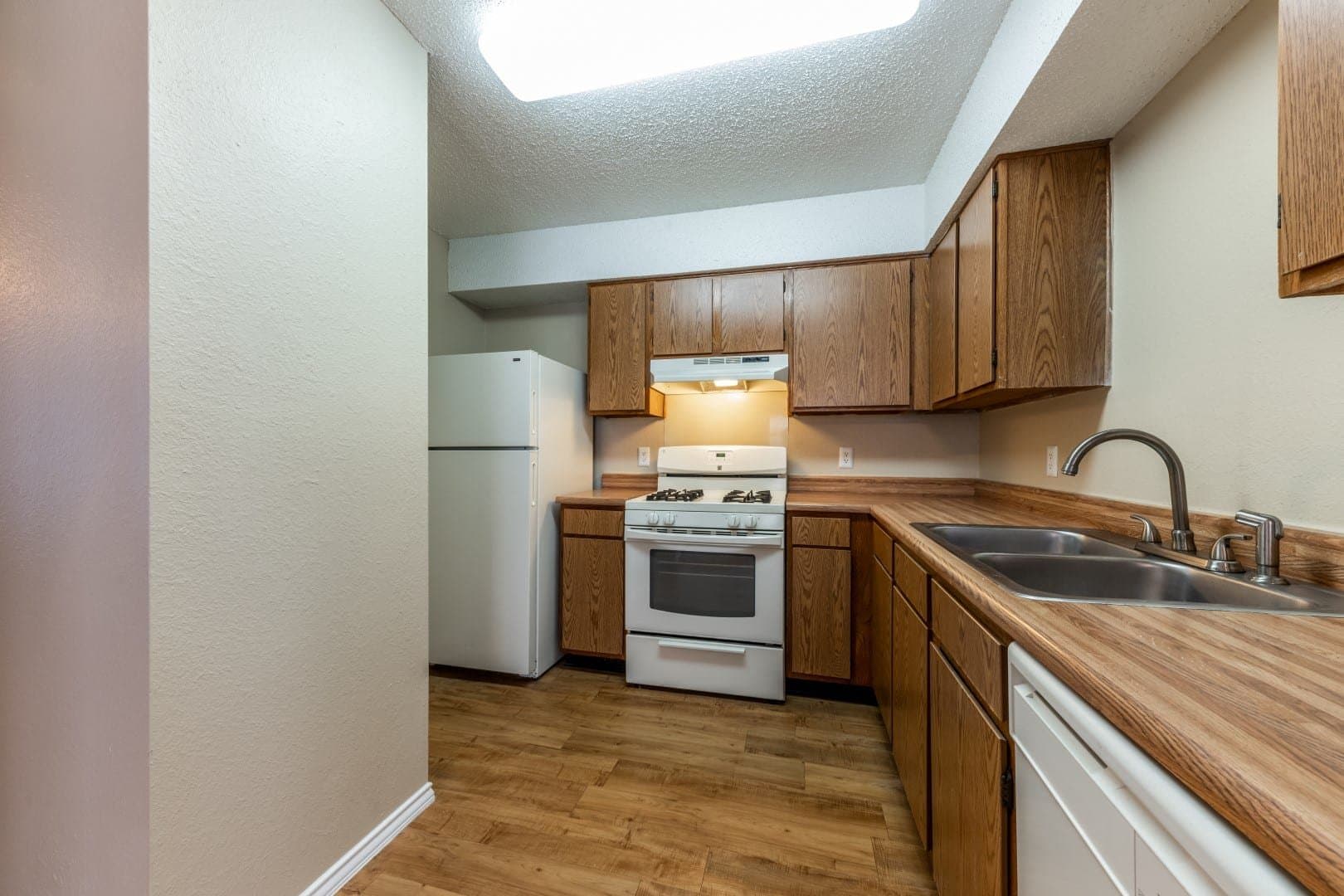 austin Multiplex: 6511 Melrose trail