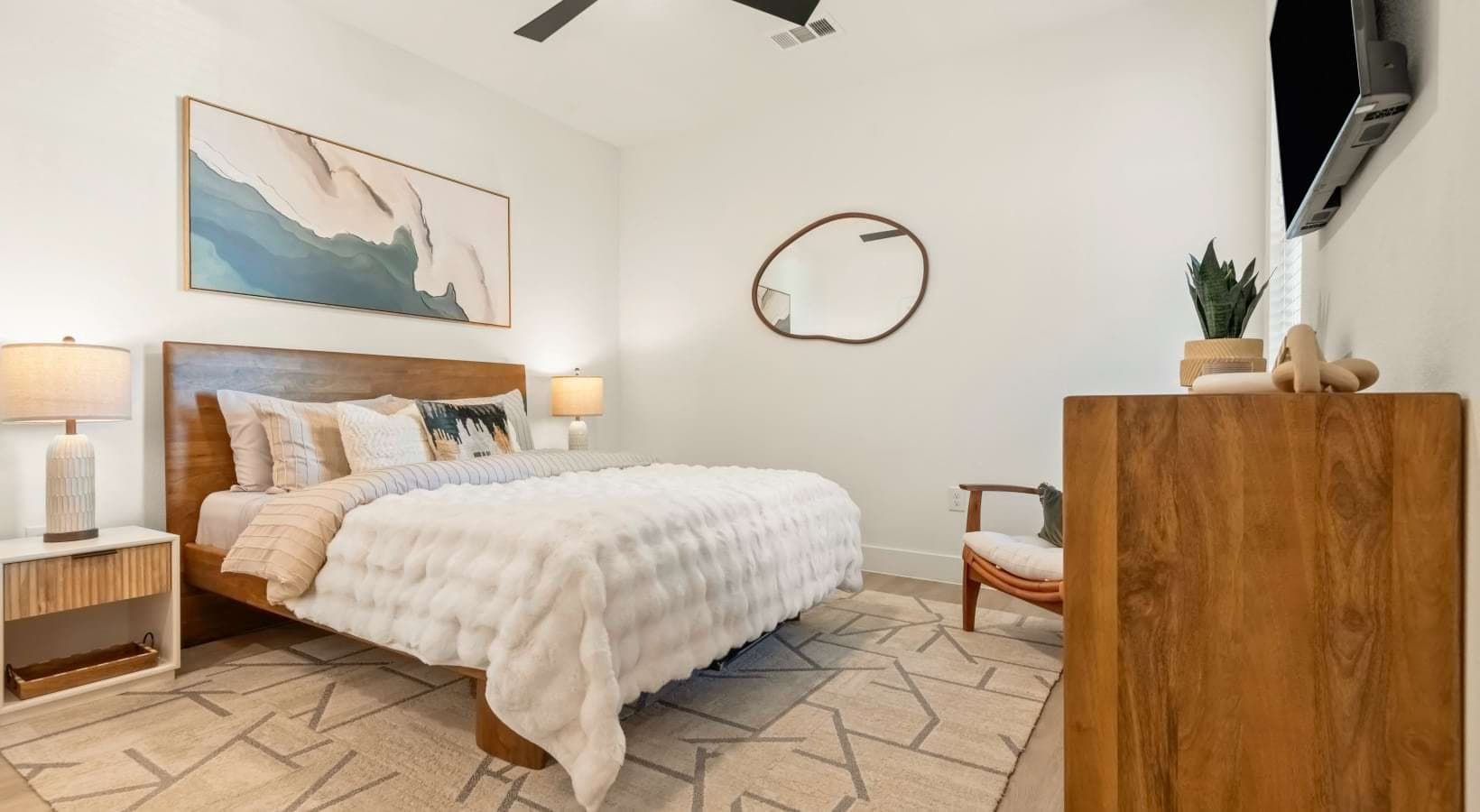 austin Apartment: 12489 Research blvd