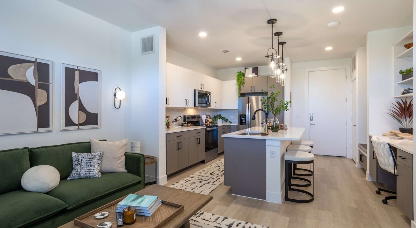 austin Apartment: 12489 Research blvd