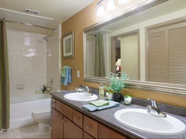 austin Apartment: 5400 W Parmer Ln