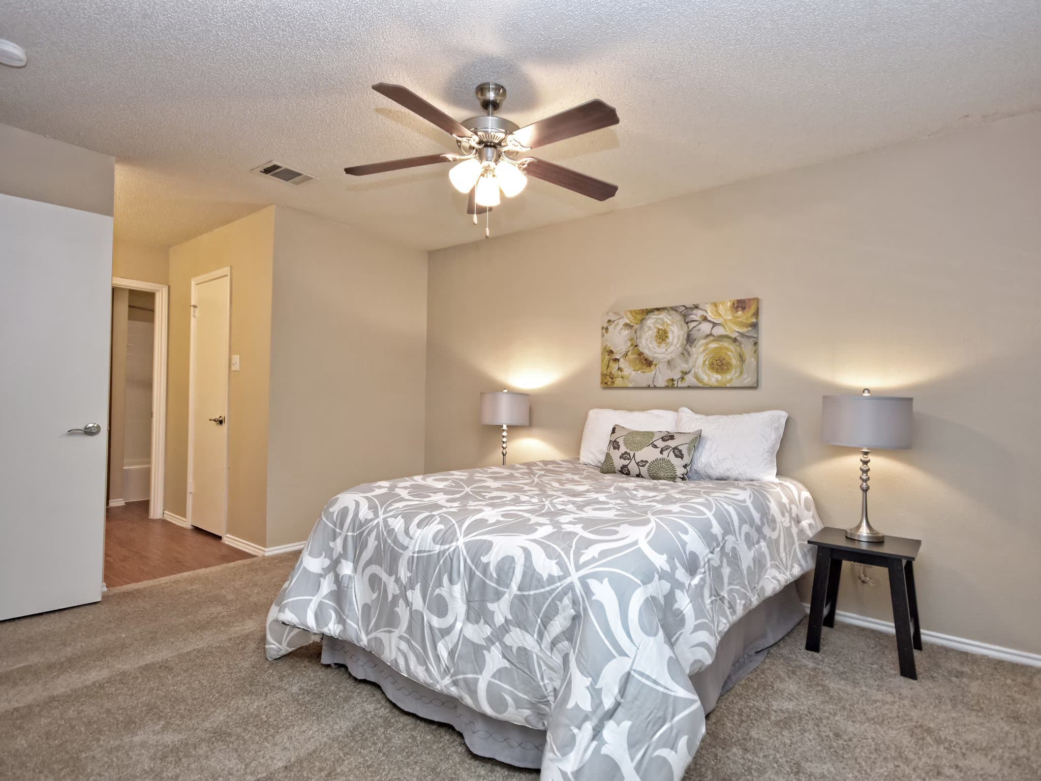 austin Multiplex: 11600 Argonne Forest Trail