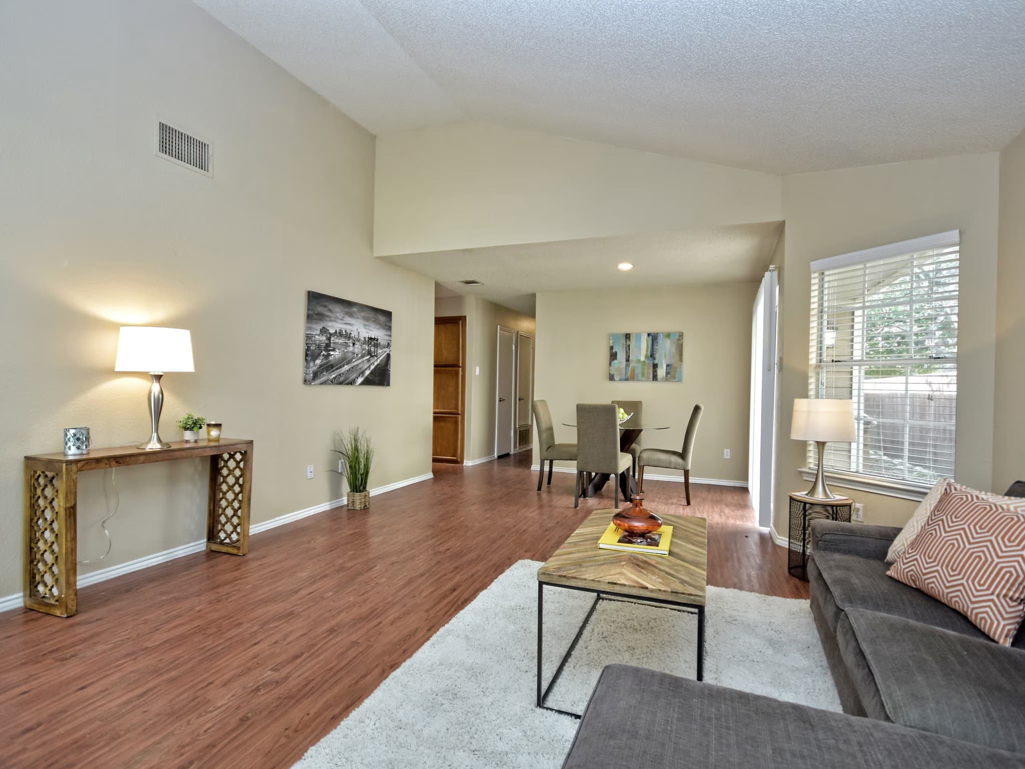 austin Multiplex: 11600 Argonne Forest Trail