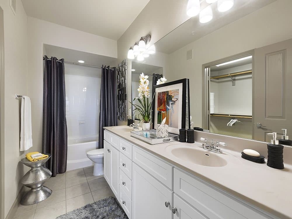 austin Apartment: 6500 Champion Grandview Way