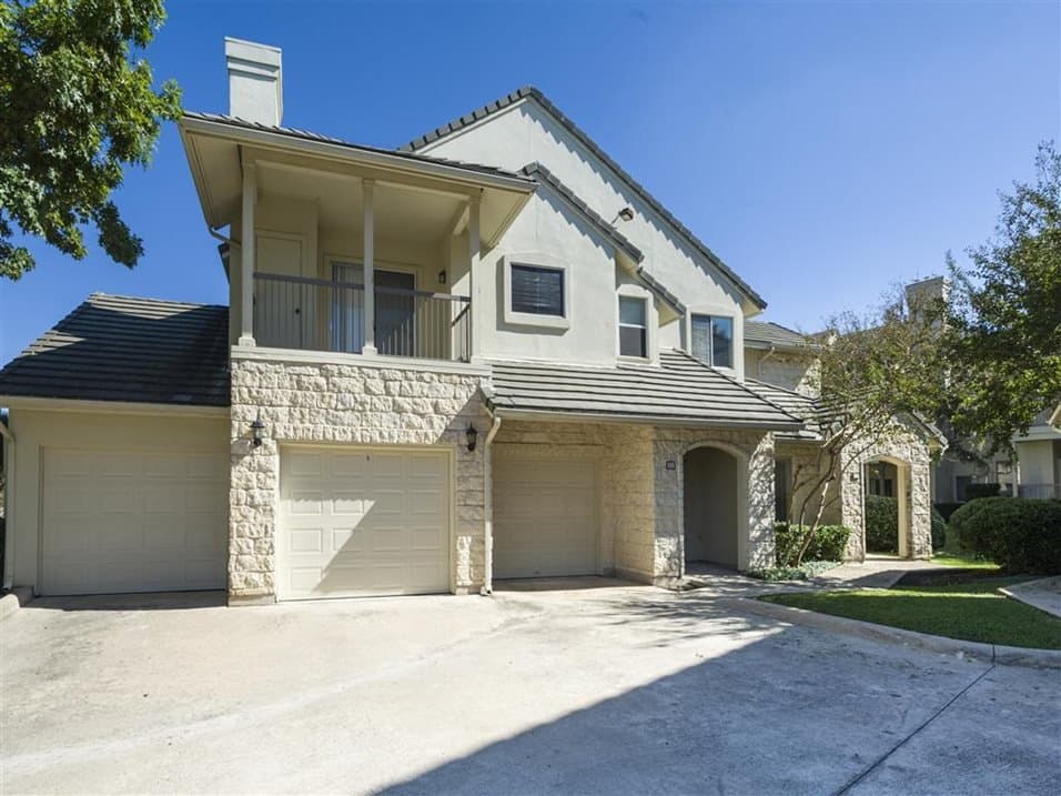 austin Apartment: 6800 Austin Center Blvd