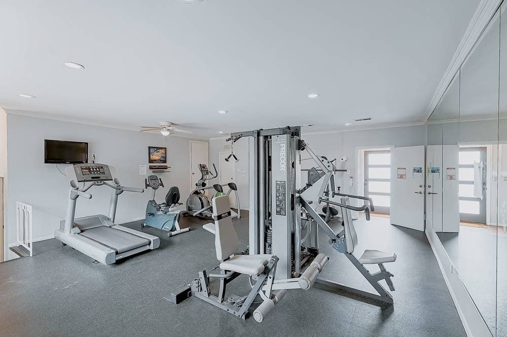 austin Apartment: 8100 N Mopac Expressway