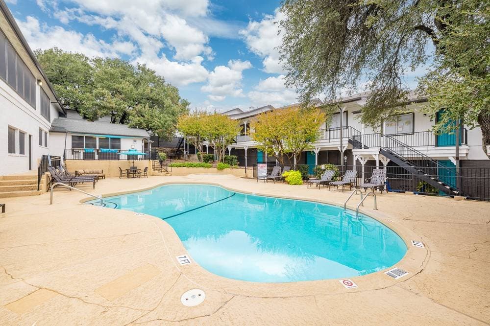 austin Apartment: 8100 N Mopac Expressway