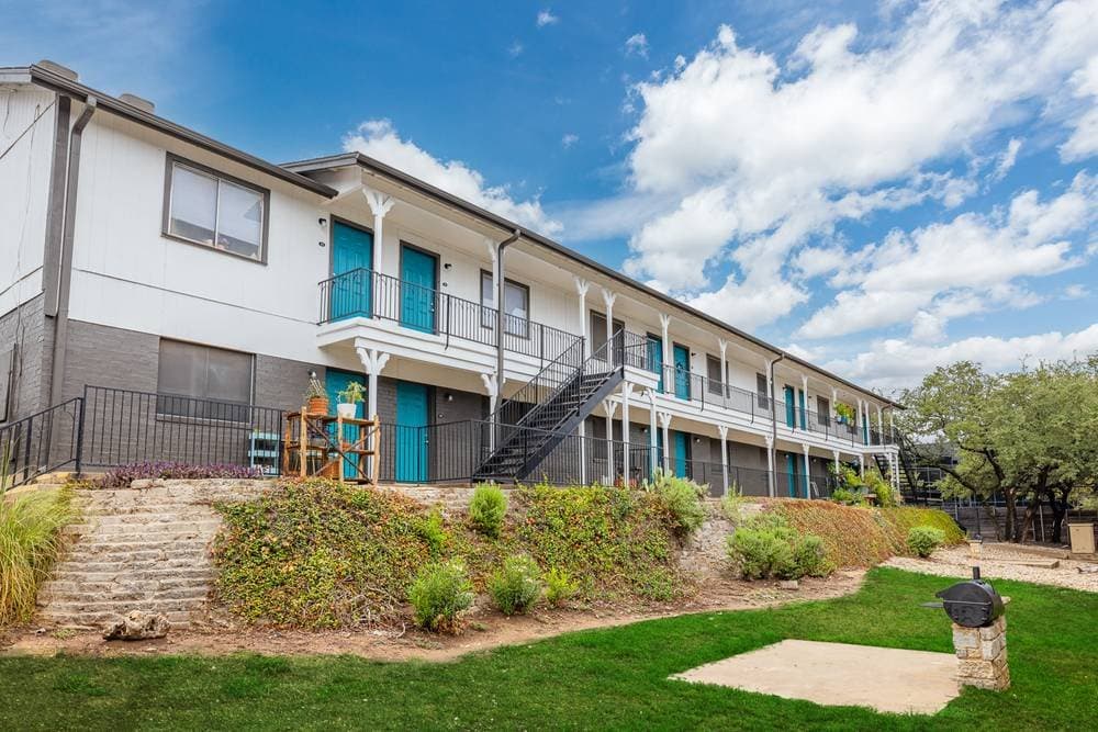 austin Apartment: 8100 N Mopac Expressway