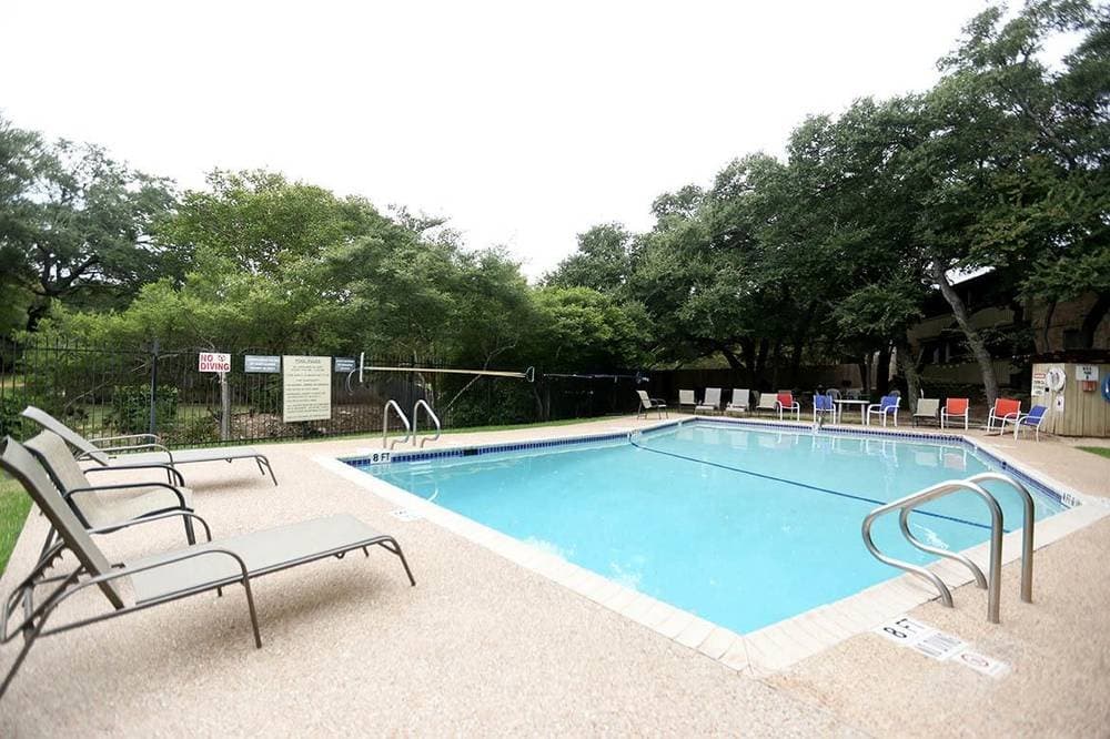 austin Apartment: 8405 Bent Tree Rd