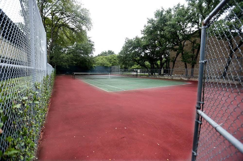 austin Apartment: 8405 Bent Tree Rd