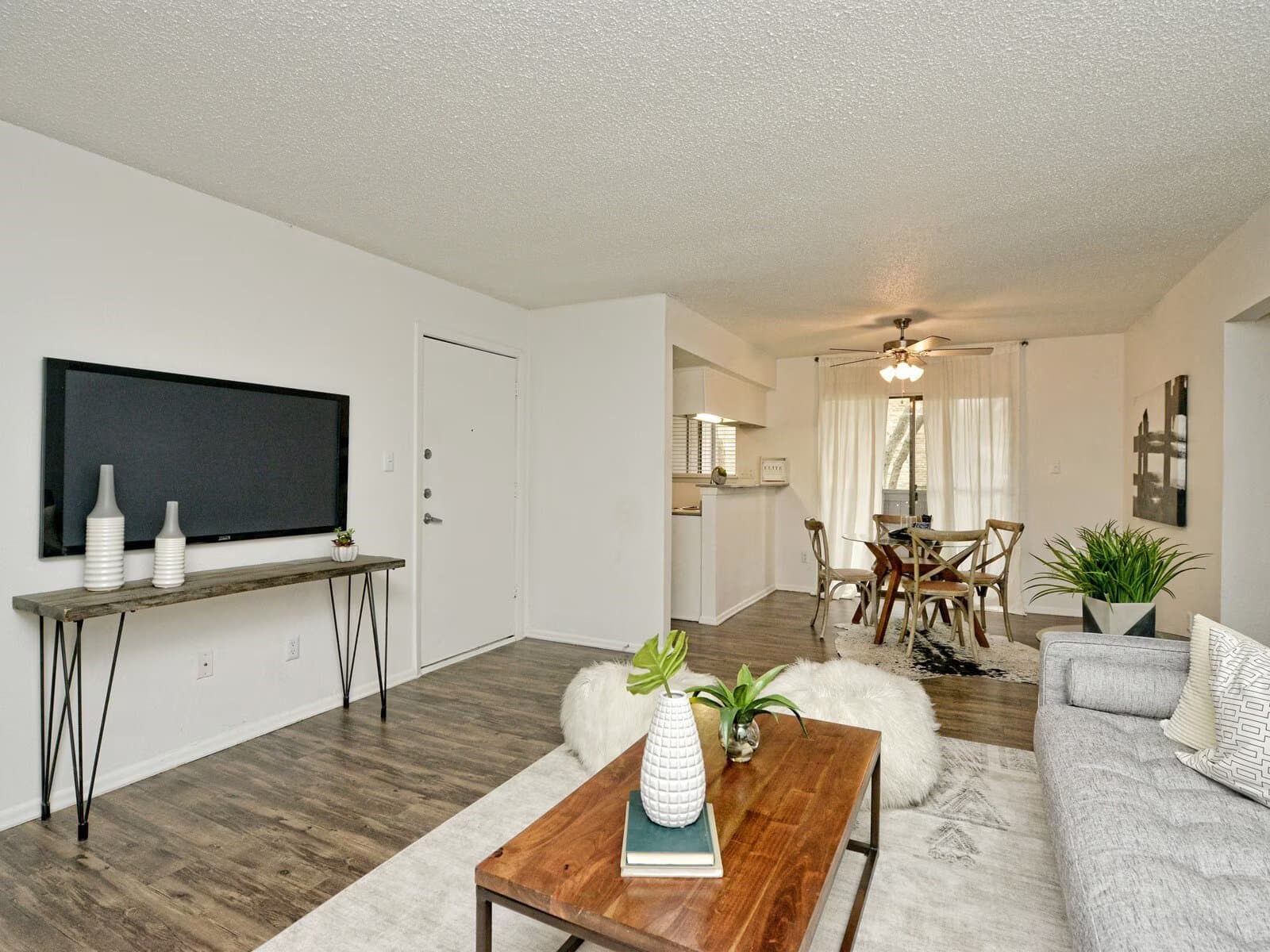 austin Apartment: 3600 North Hills Dr