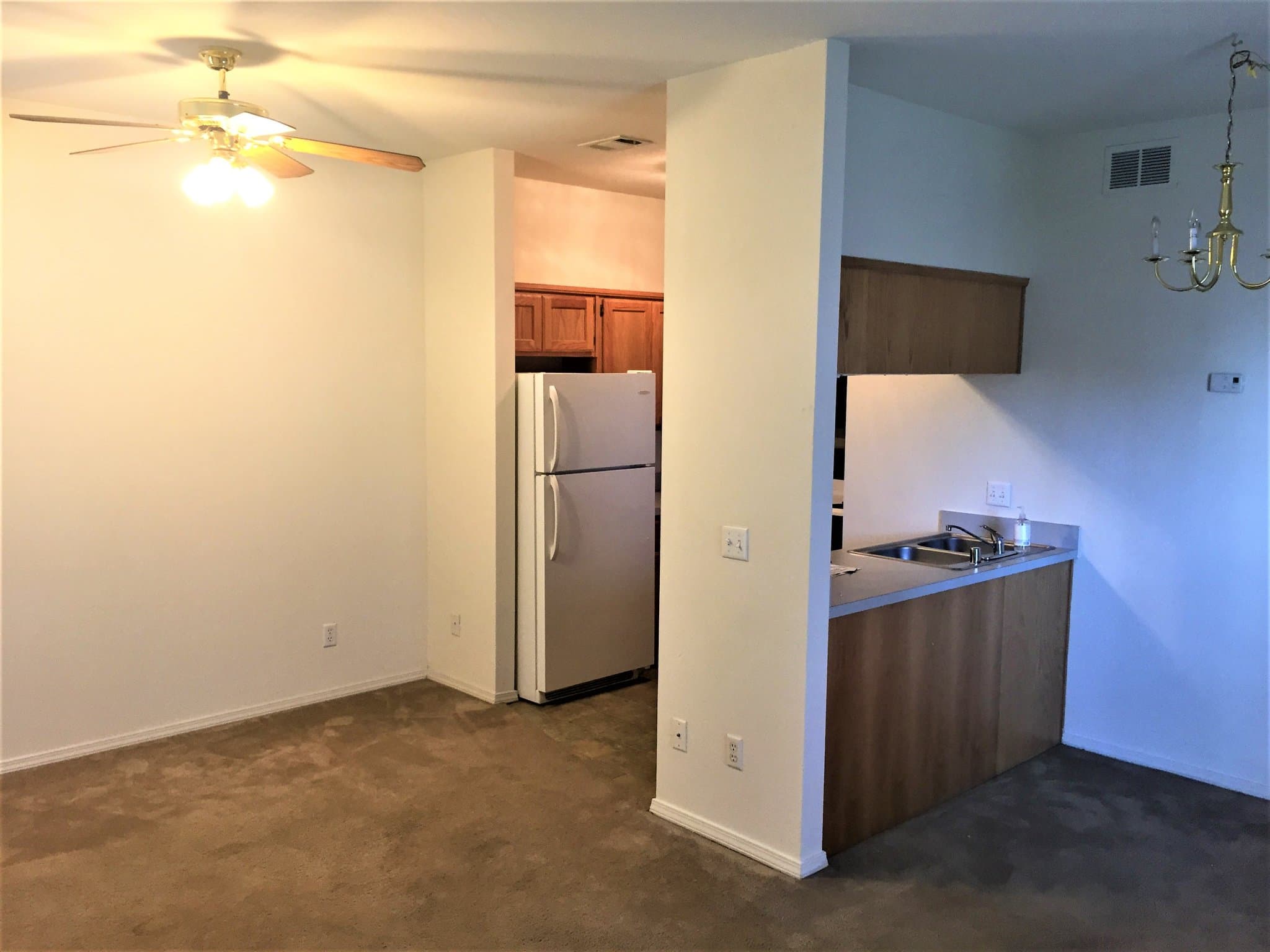 Fayetteville Apartment: 1774 N Gregg Ave