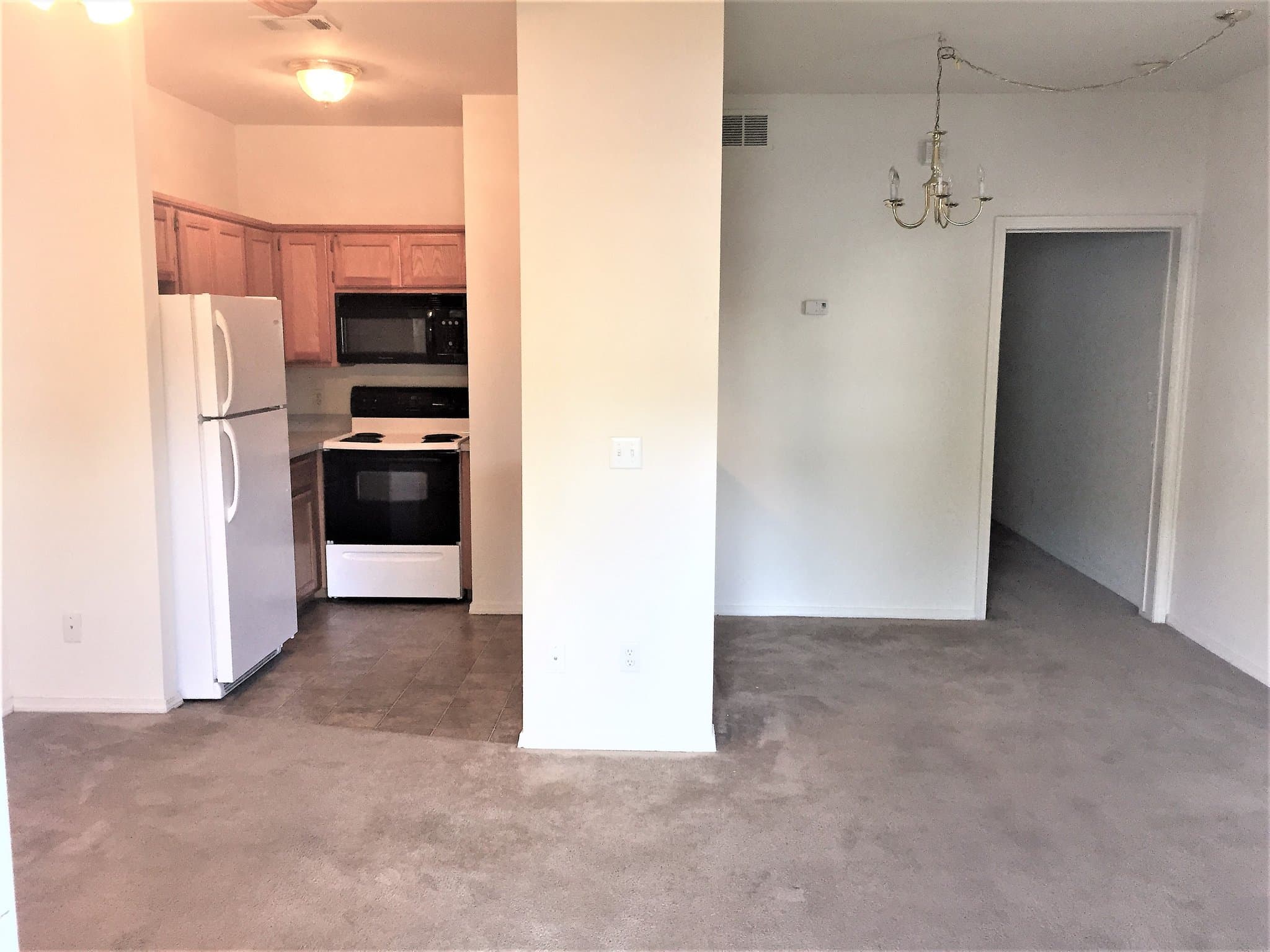 Fayetteville Apartment: 1774 N Gregg Ave