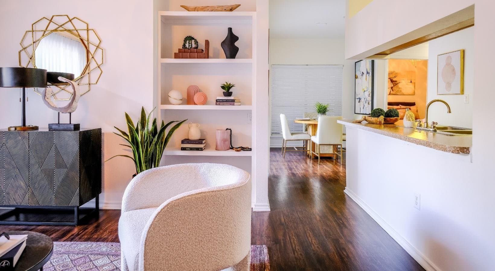 Austin Apartment: 3625 Duval Rd