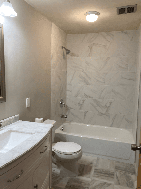 Dewitt Apartment: 5599 Thompson Road