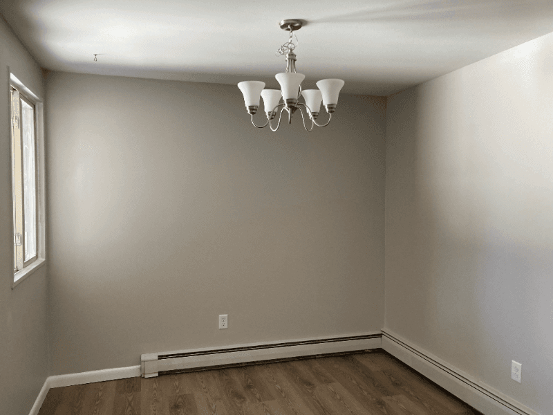 Dewitt Apartment: 5599 Thompson Road