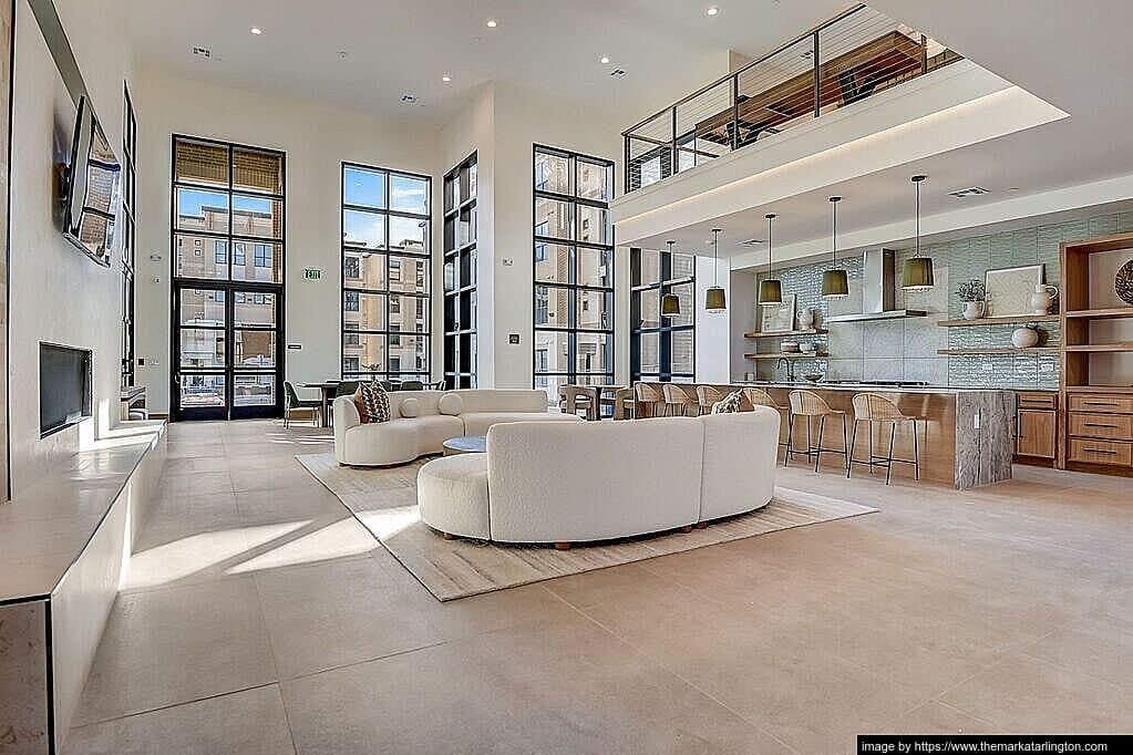 Arlington Apartment: 3701 Dr. Martin Luther King Jr. Dr