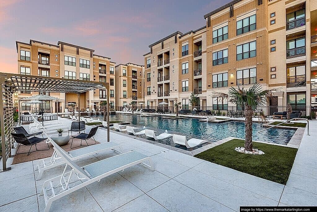 Arlington Apartment: 3701 Dr. Martin Luther King Jr. Dr