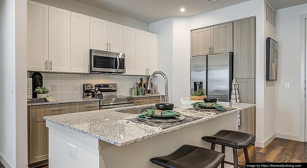 Grand Prairie Apartment: 1150 I-20