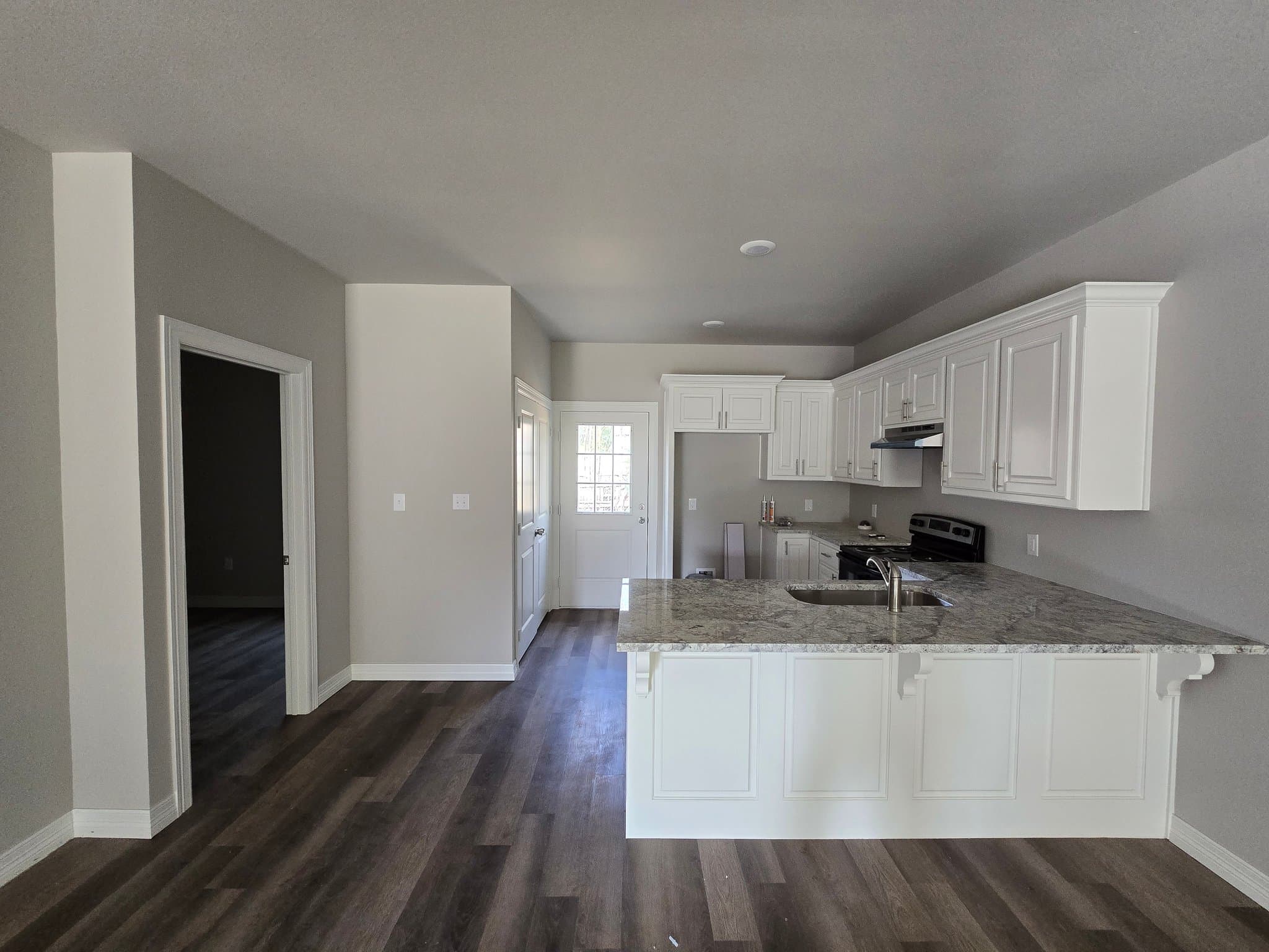 Longview Multiplex: 1215 Fairway Drive