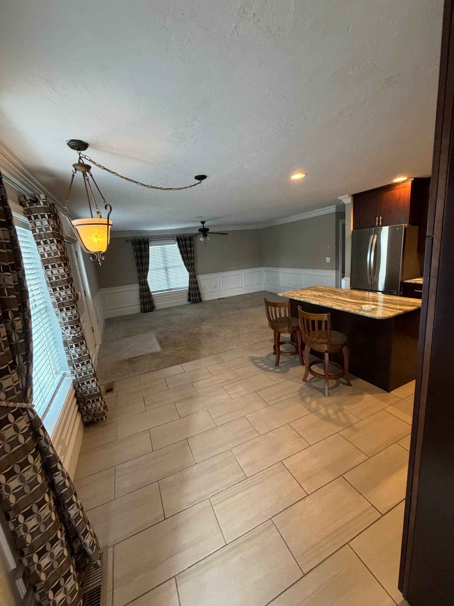 Millbury Apartment: 19 Main St