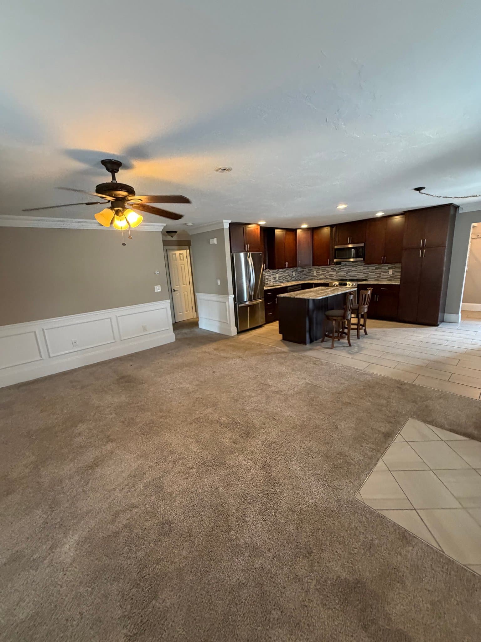 Millbury Apartment: 19 Main St