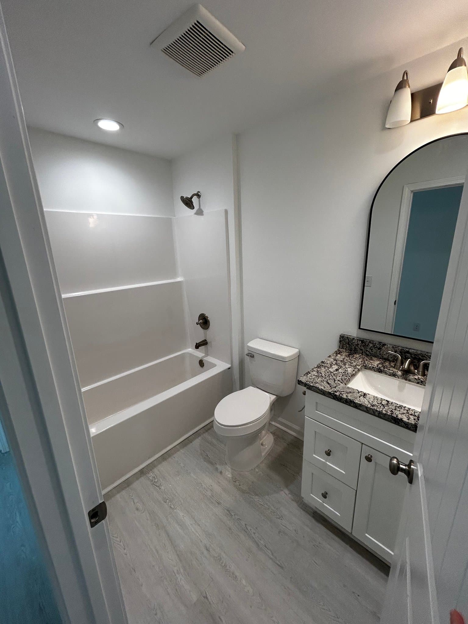 Longs Condo: 171 Charter Dr