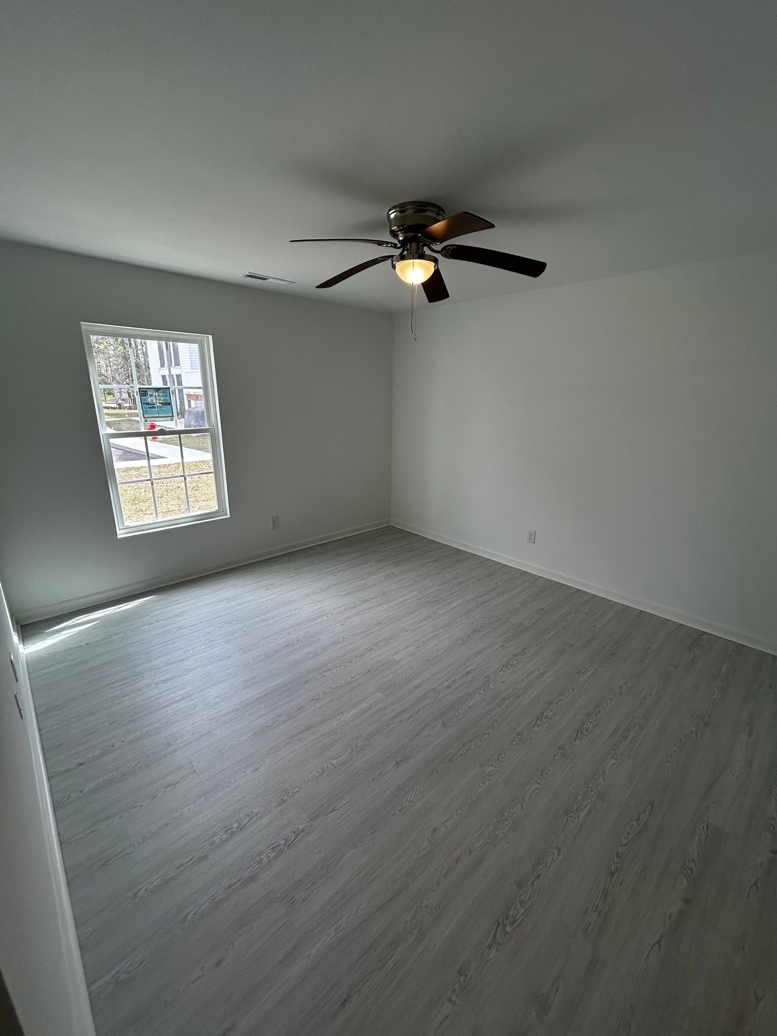Longs Condo: 171 Charter Dr