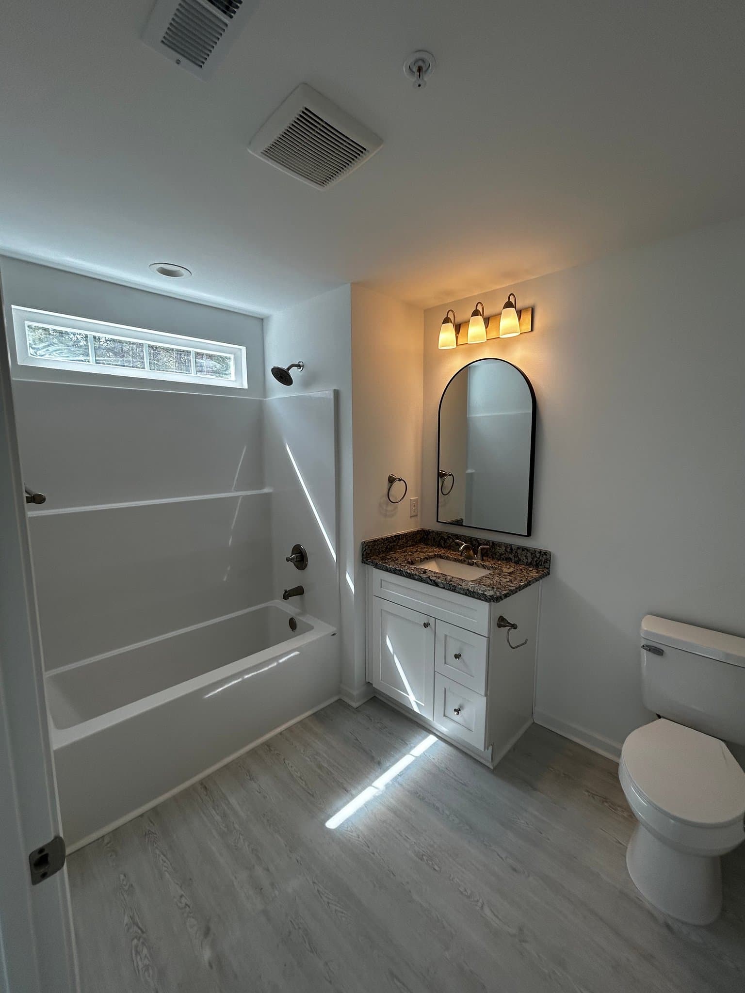 Longs Condo: 171 Charter Dr