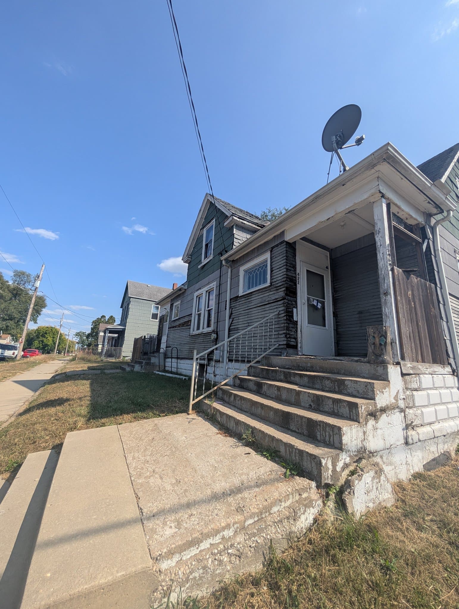 Peoria House: 422 S Louisa St
