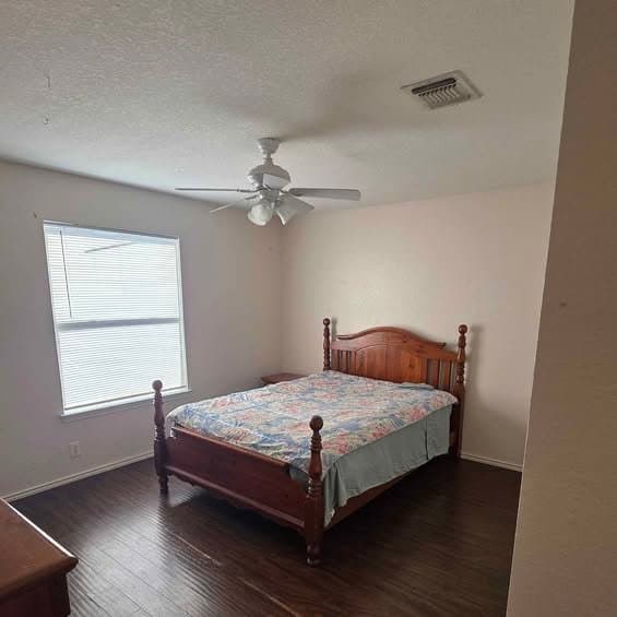 Converse Single Room: 8526 Chickasaw Bluff