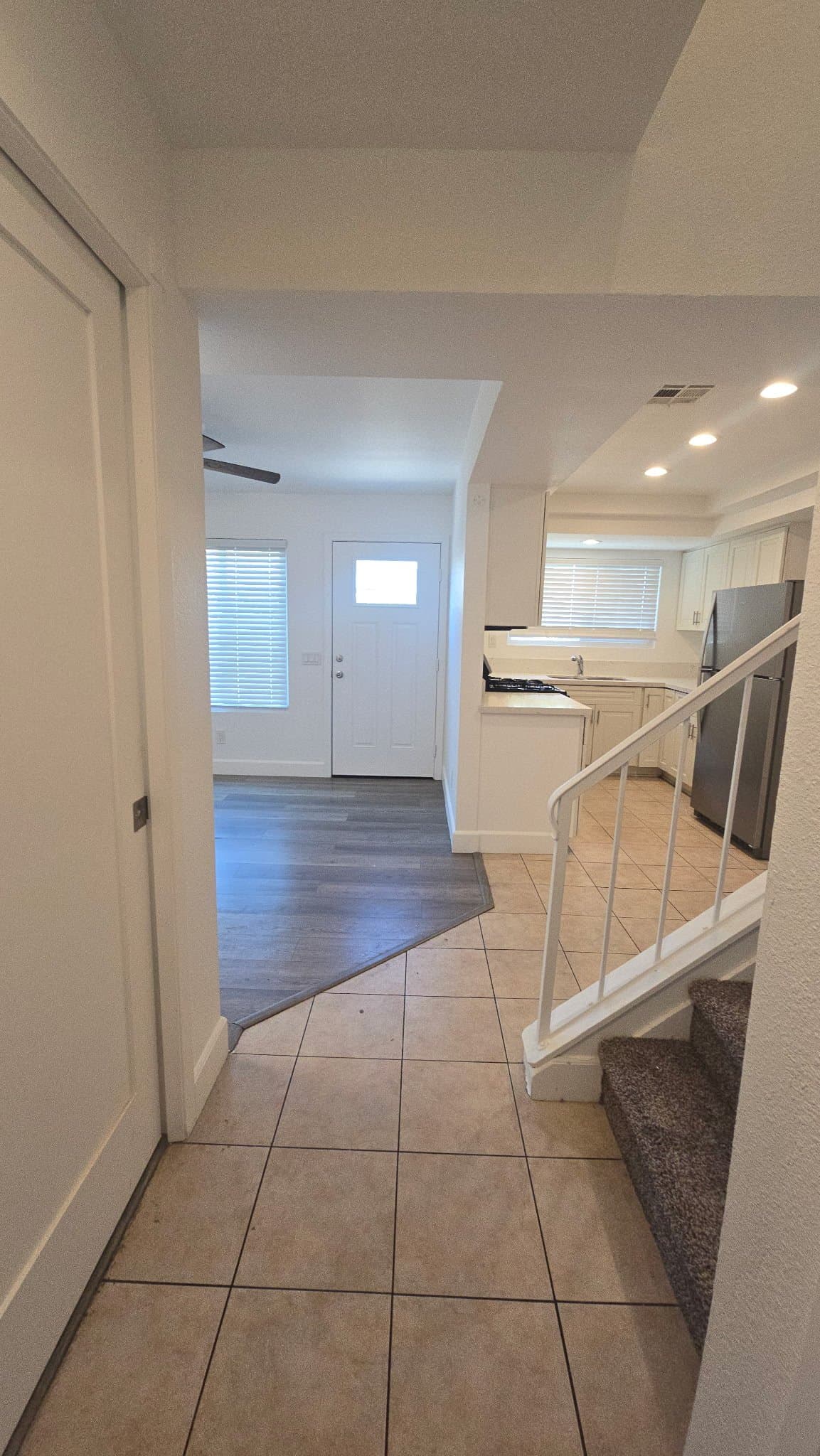 Upland Townhome: 614 W Arrow Hwy