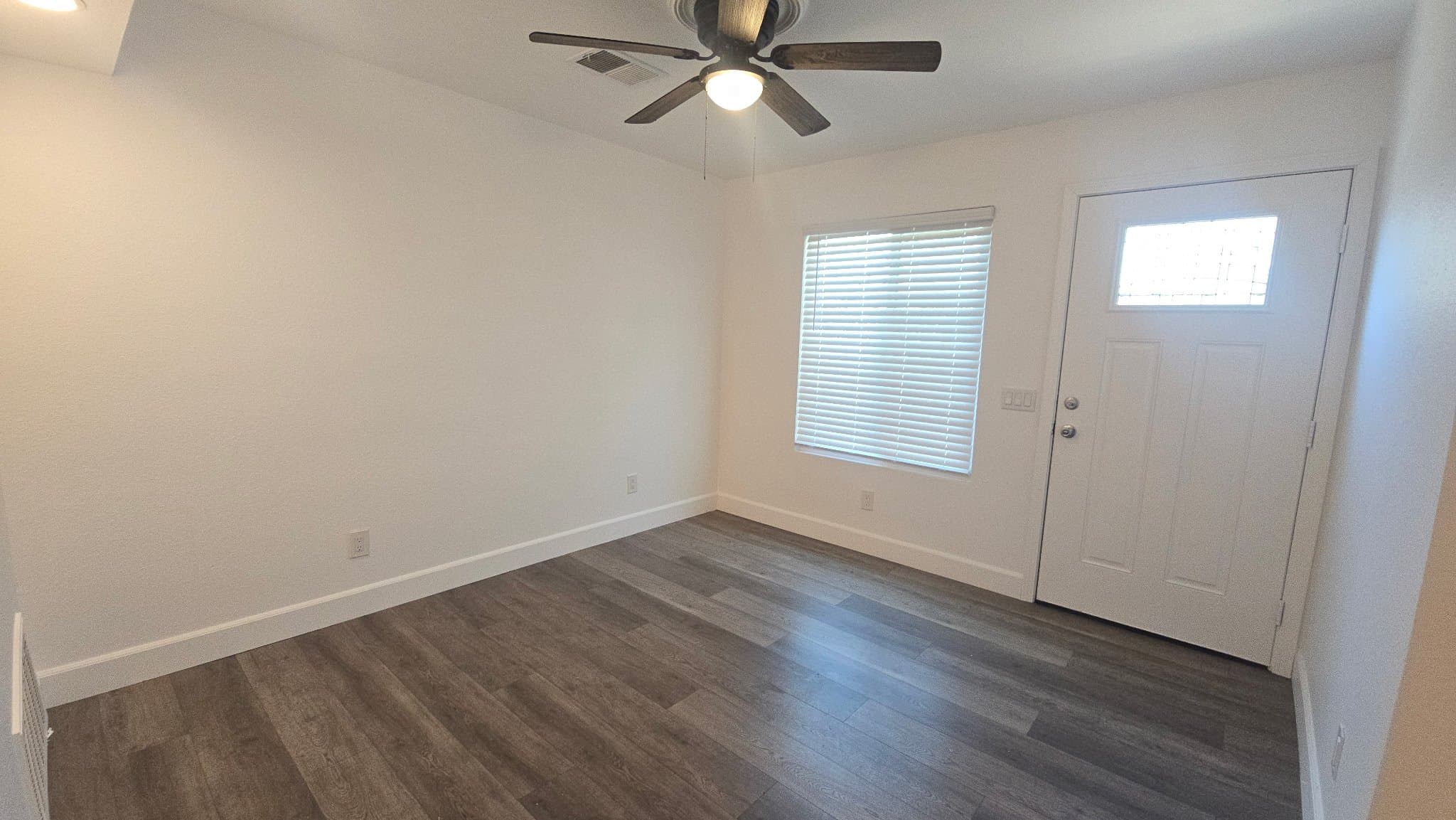 Upland Townhome: 614 W Arrow Hwy