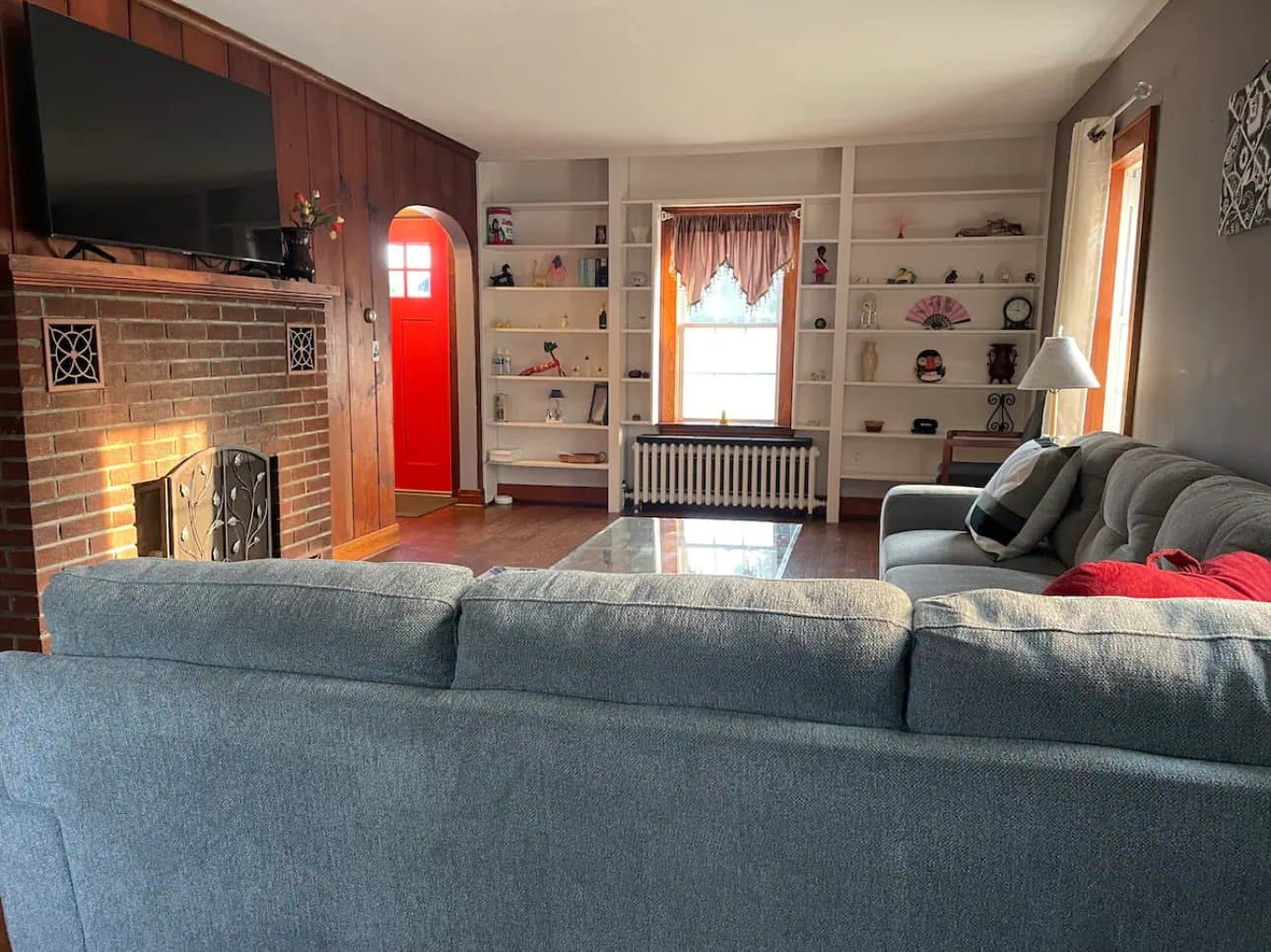 South Burlington House: 1626 williston road