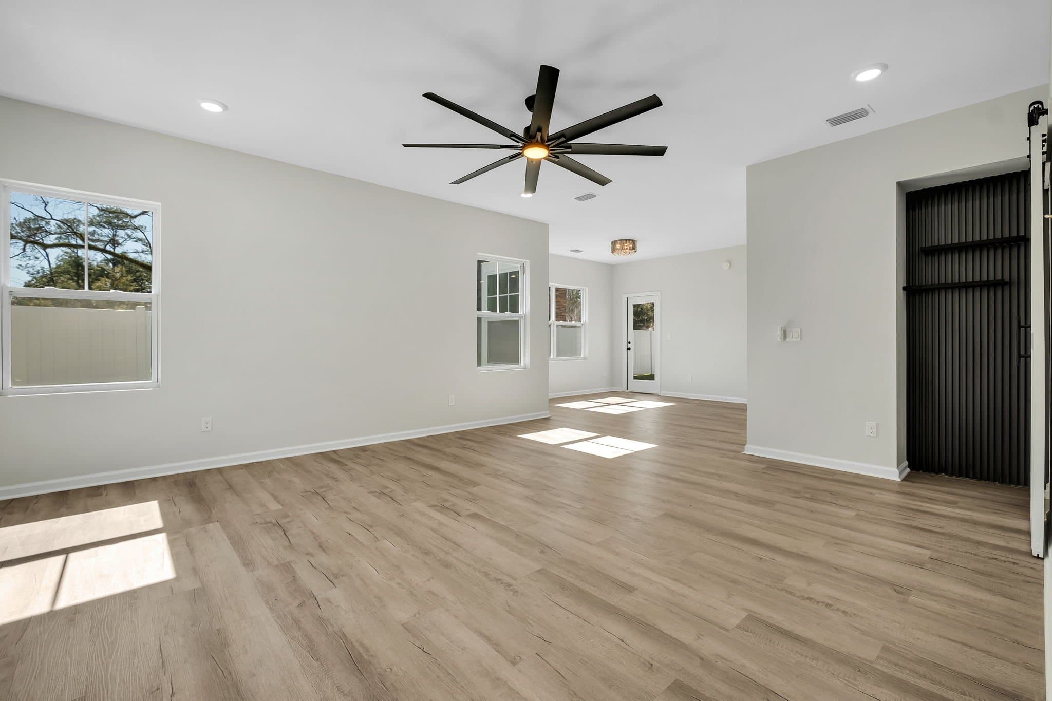 Tallahassee Multiplex: 2022 Trimble Road