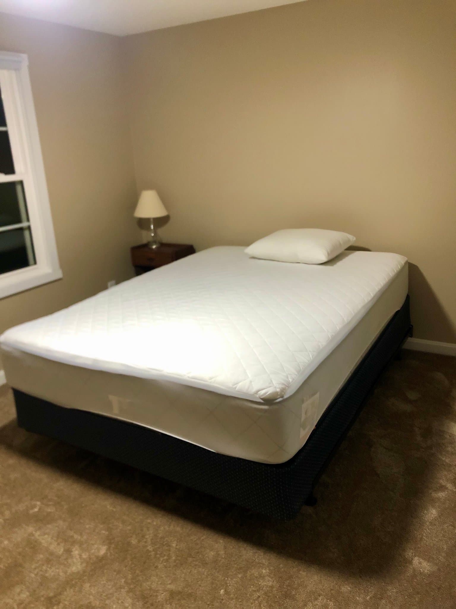 Northbridge Single Room: 517 Benson Rd