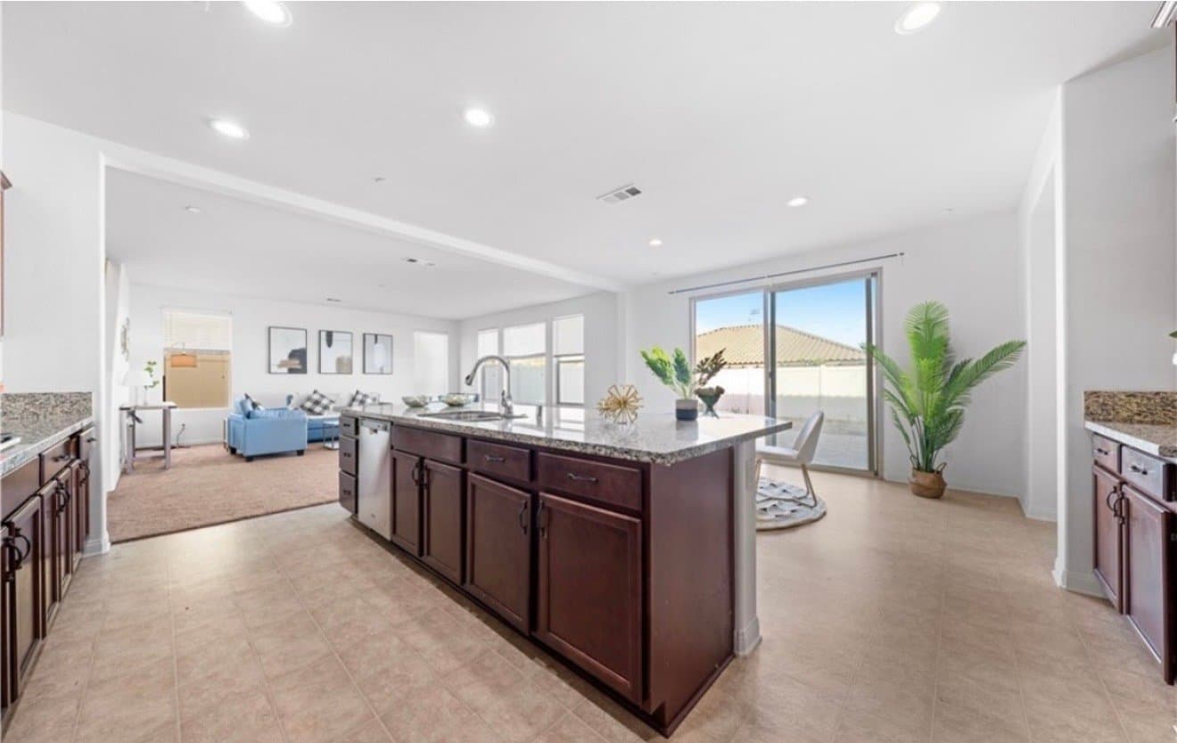 Jurupa valley Single Room: 4790 Preston st