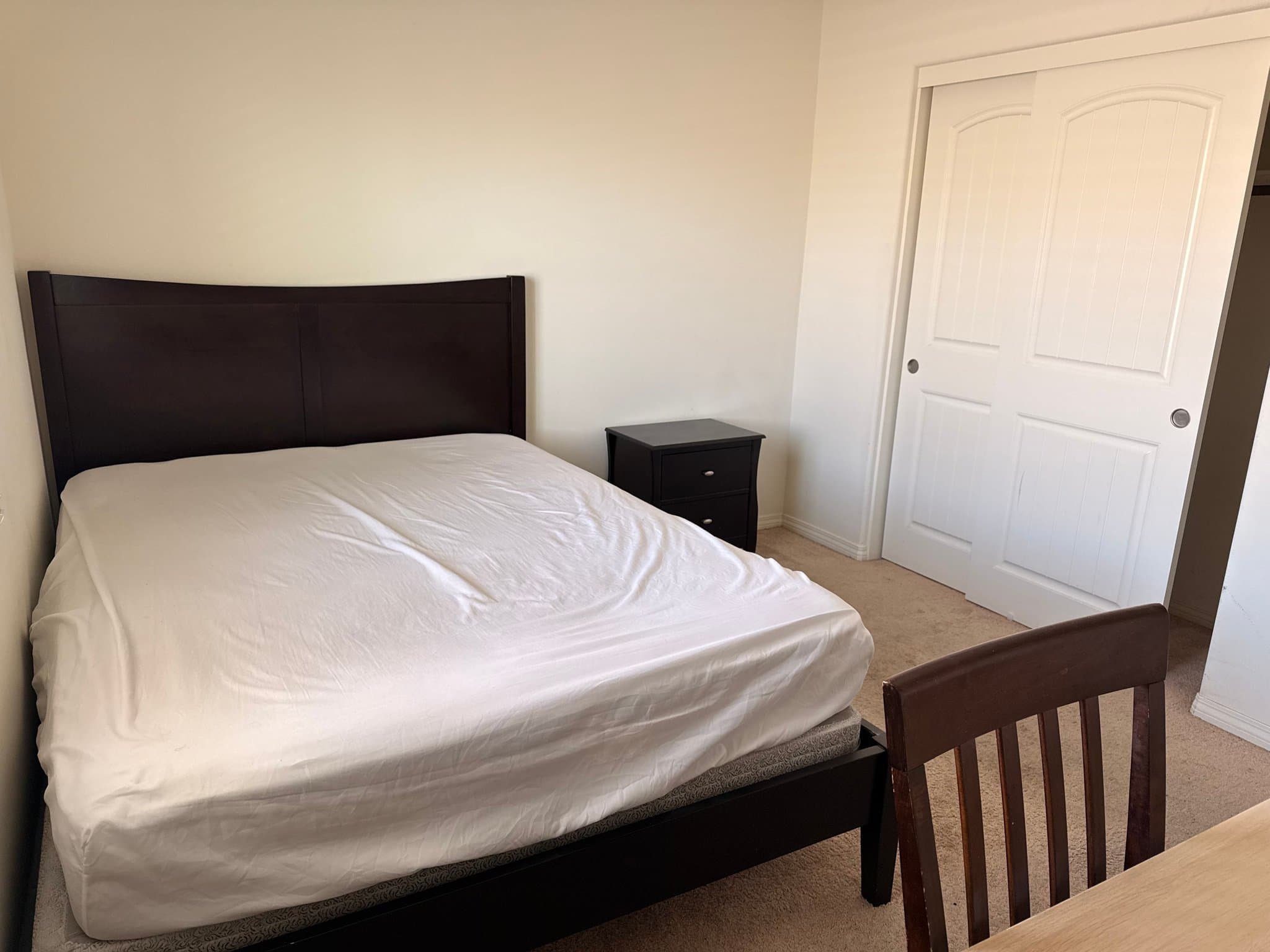 Eastvale Single Room: 14925 shoreham st