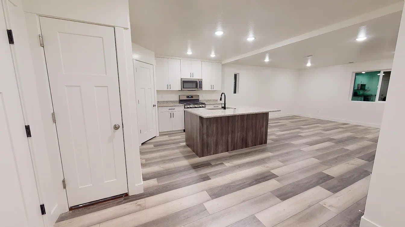 Cedar City Single Room: 920 S 25 E