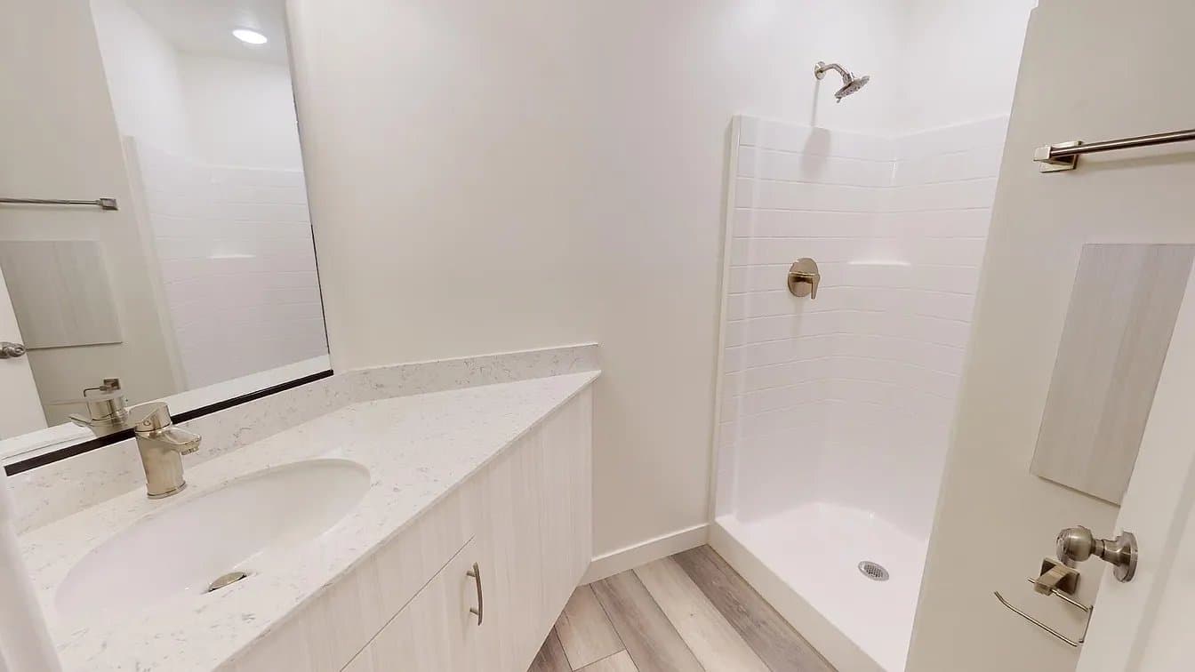 Cedar City Single Room: 920 S 25 E