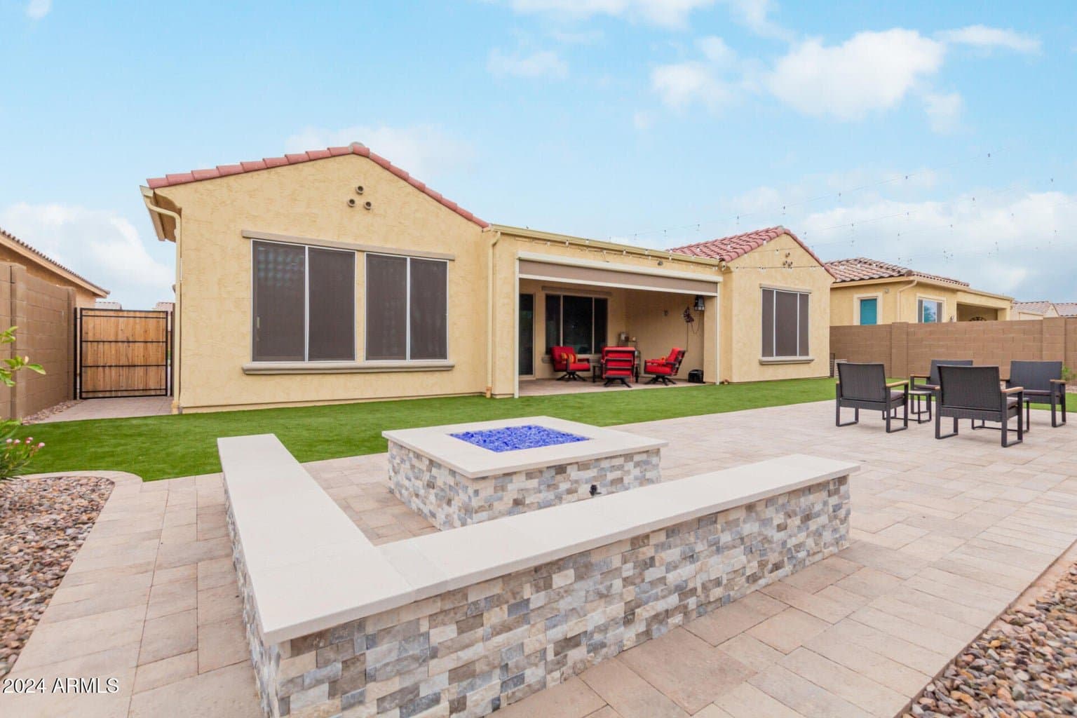 Florence Single Room: 7369 W Cactus Wren Way