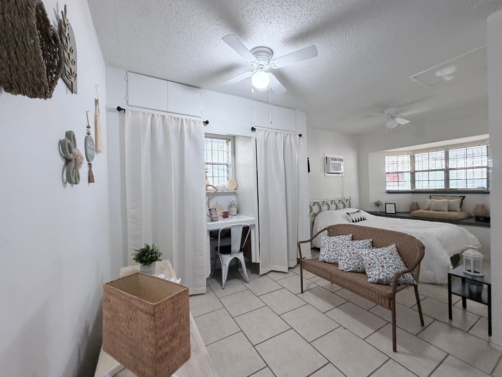 San Antonio Apartment: 7418 Meadow Cliff St